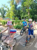 Всемирный день велосипеда Всемирный день велосипеда.